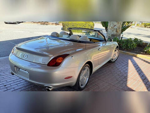 2004 Lexus SC 430