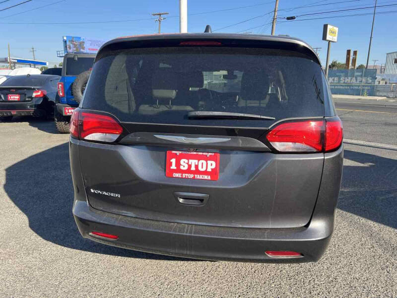 2021 Chrysler Voyager LXi