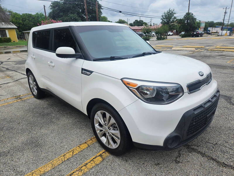 2015 Kia Soul +
