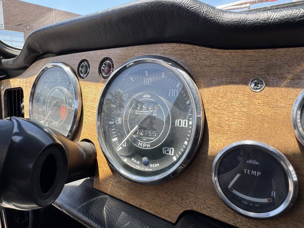 1965 Triumph TR4 19