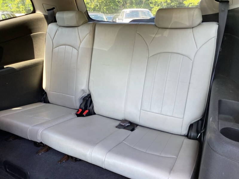 2011 Chevrolet Traverse LTZ