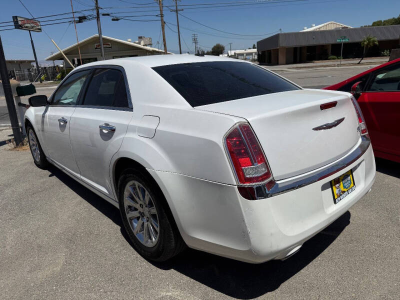 2012 Chrysler 300 C