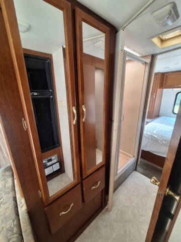 2002 Coachmen RV Mirada