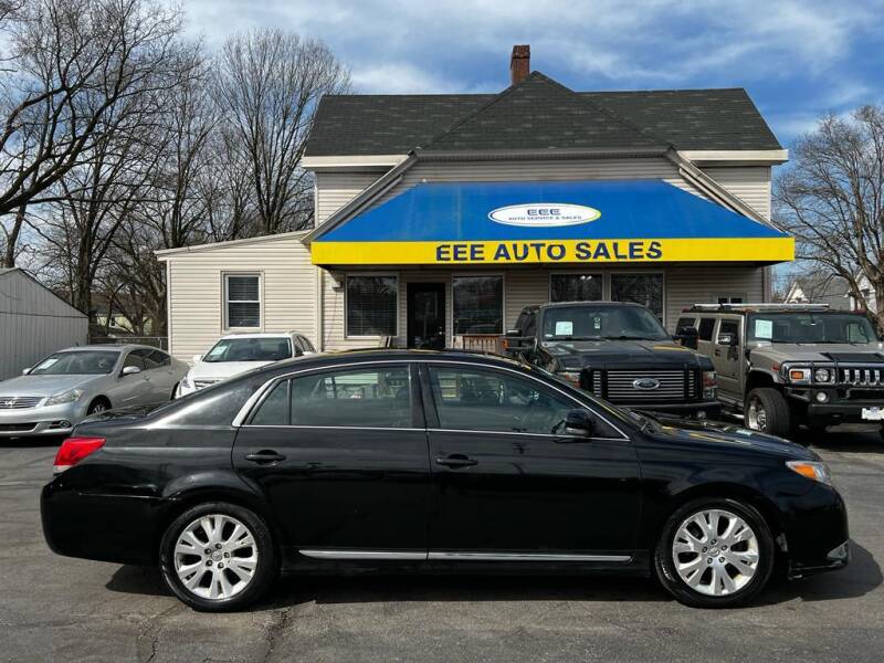 2012 Toyota Avalon for sale at EEE AUTO SERVICES AND SALES LLC in Cincinnati OH