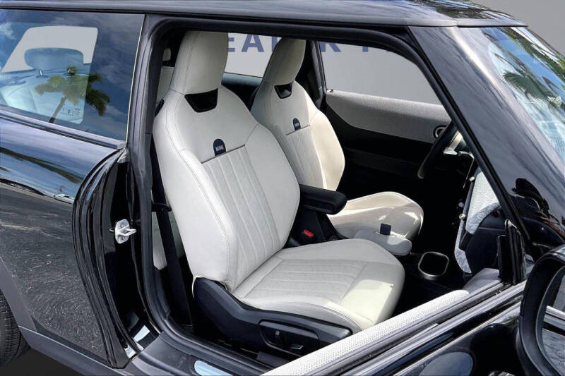2025 MINI Hardtop 2 Door Cooper S