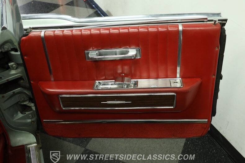 1965 Lincoln Continental