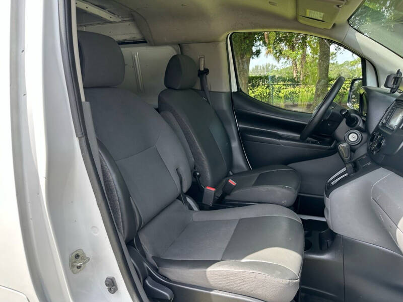 2019 Nissan NV200