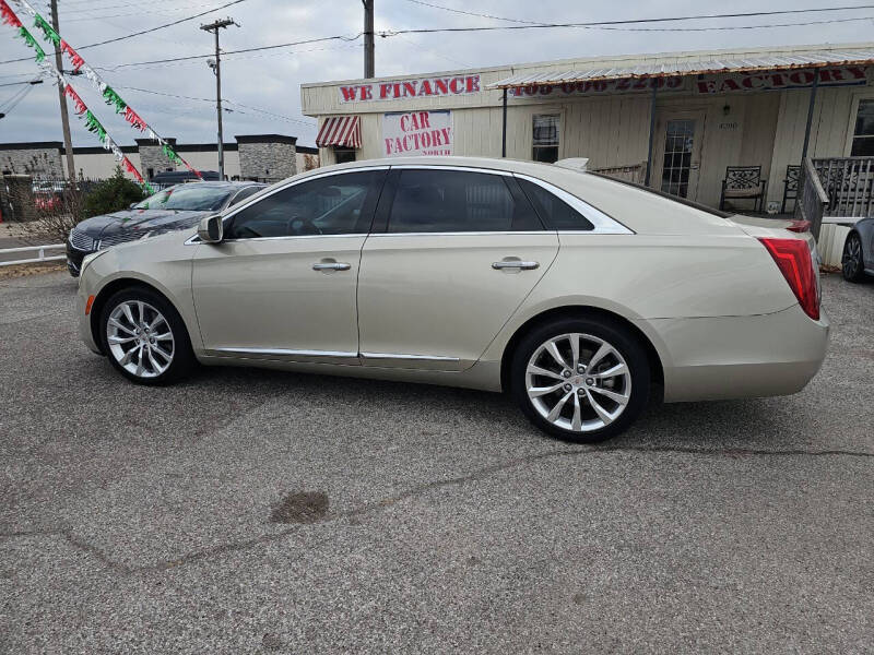 2015 Cadillac XTS Luxury Collection's photo