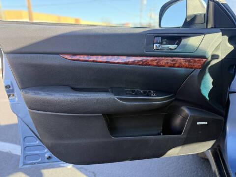 2012 Subaru Outback 2.5i Limited