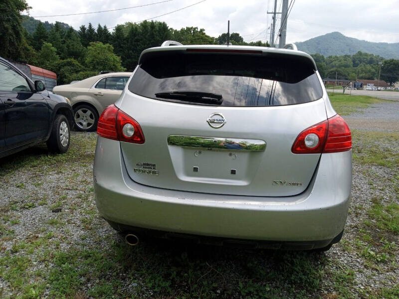 2011 Nissan Rogue SV