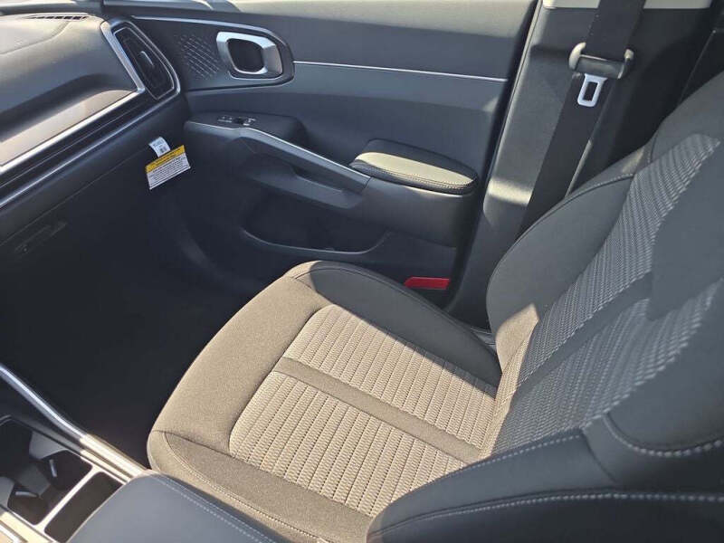 2026 Kia Sorento LX