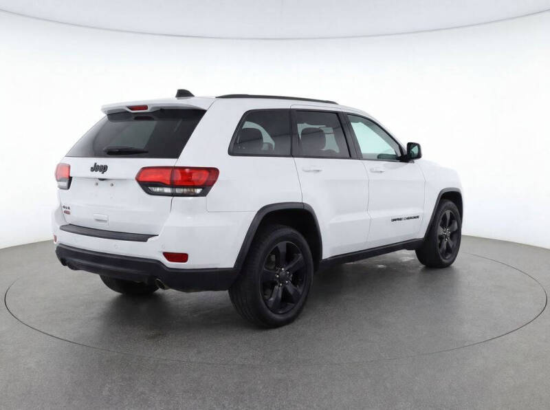 2021 Jeep Grand Cherokee Laredo E