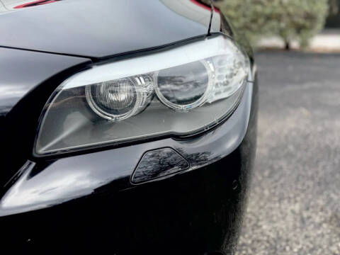 2012 BMW 5 Series 550i xDrive