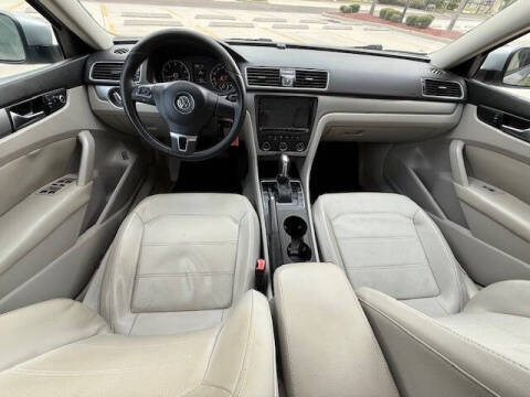 2015 Volkswagen Passat 1.8T Wolfsburg Edition