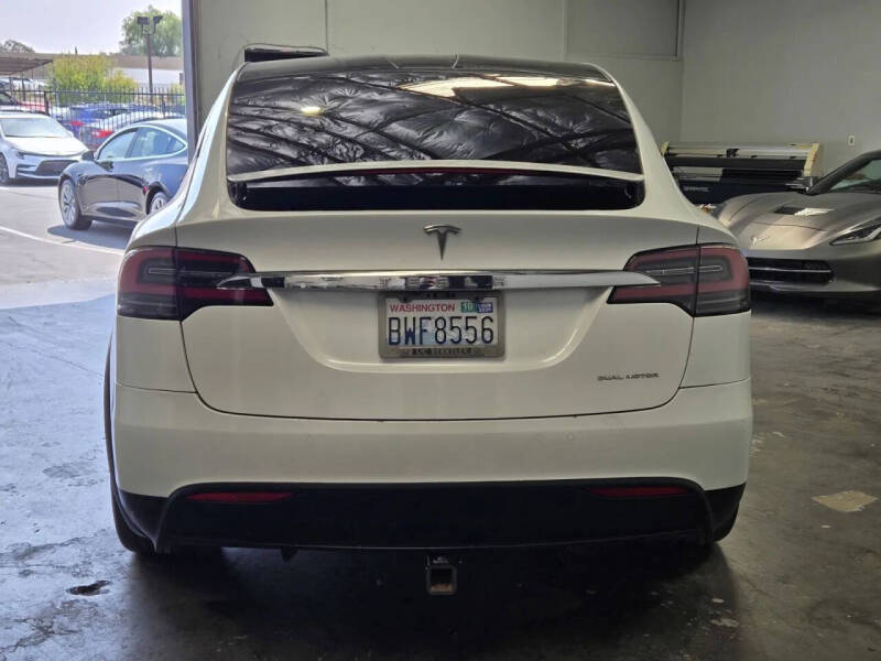 2020 Tesla Model X Long Range Plus