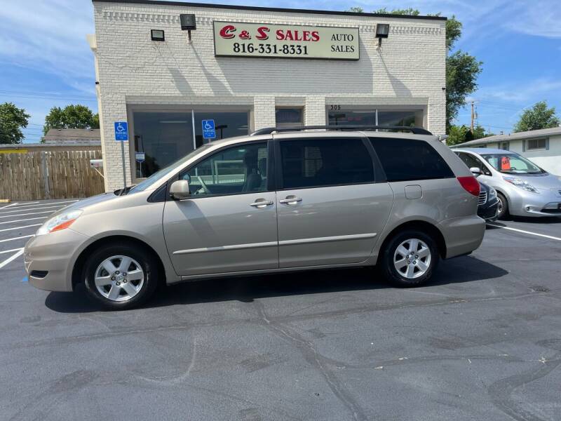 2009 Toyota Sienna for sale at C & S SALES in Belton MO