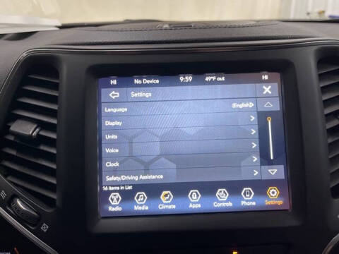 2022 Jeep Cherokee Latitude Lux