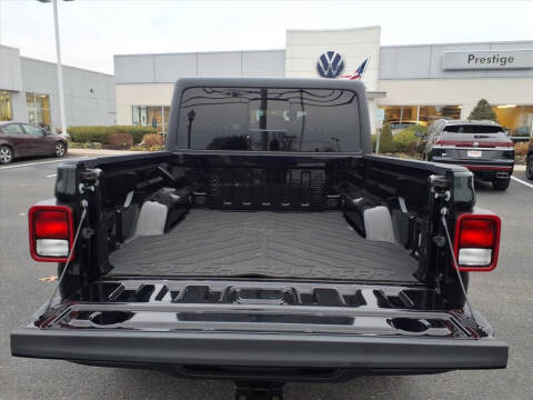 2022 Jeep Gladiator Altitude