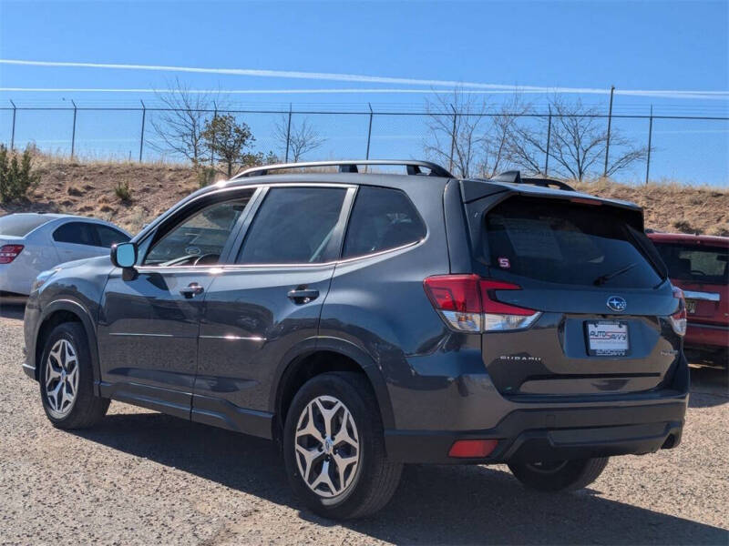2022 Subaru Forester Premium
