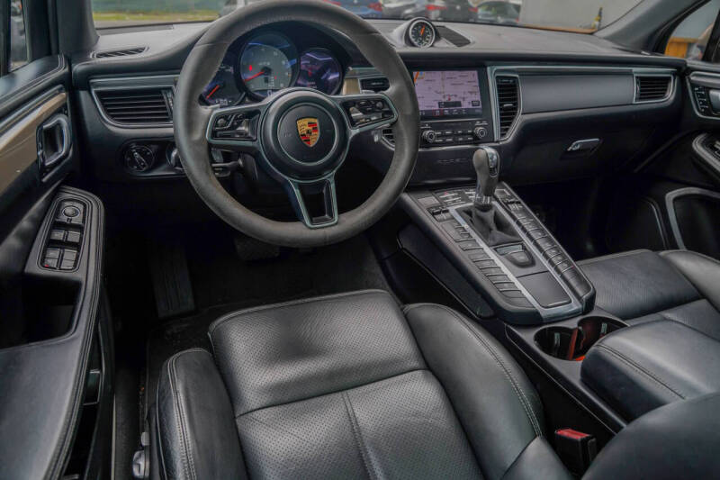 2018 Porsche Macan GTS