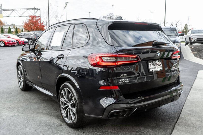 2022 BMW X5 M50i