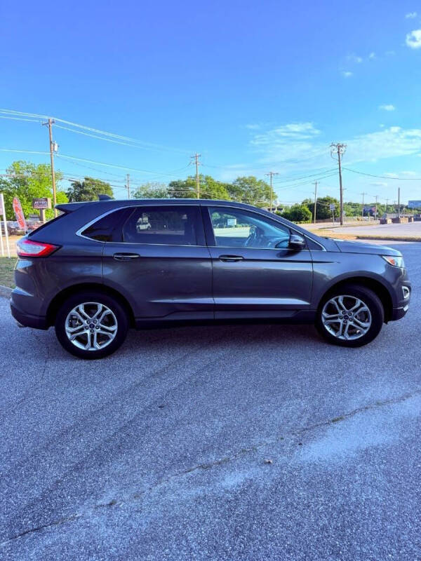 2017 Ford Edge Titanium