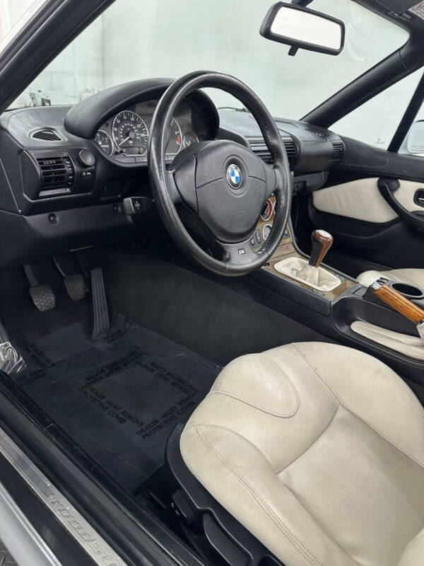 2001 BMW Z3 3.0i