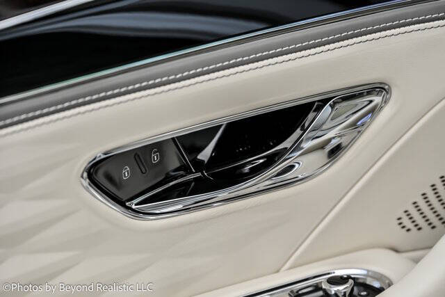 2021 Bentley Flying Spur V8