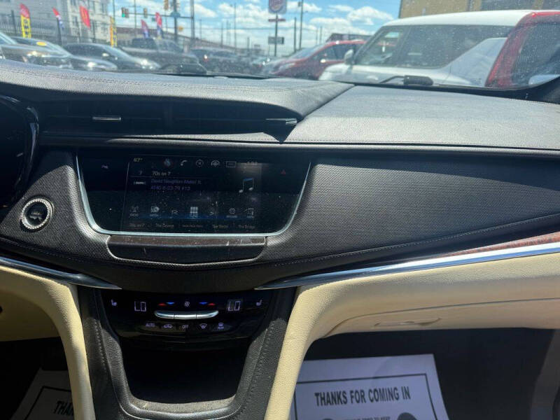 2017 Cadillac XT5 Luxury