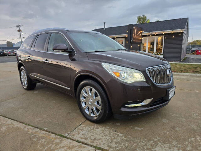 2017 Buick Enclave for sale at Bigfoot Auto in Hiawatha, IA