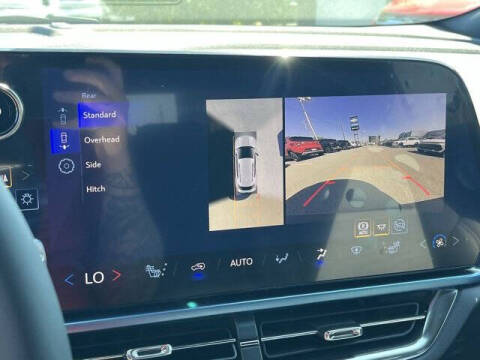 2026 Chevrolet Equinox EV LT 2