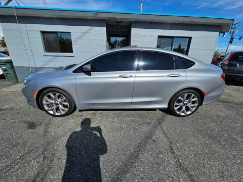 2015 Chrysler 200 S