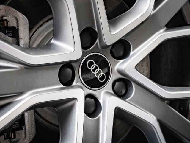 2025 Audi Q3 quattro S line Prem Plus 45 TFSI