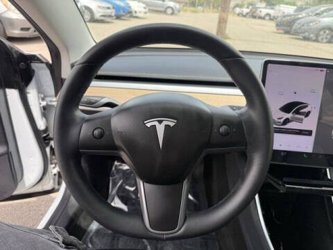 2020 Tesla Model 3 Standard Range