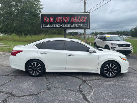 2017 Nissan Altima for sale at T & G Auto Sales in Florence AL