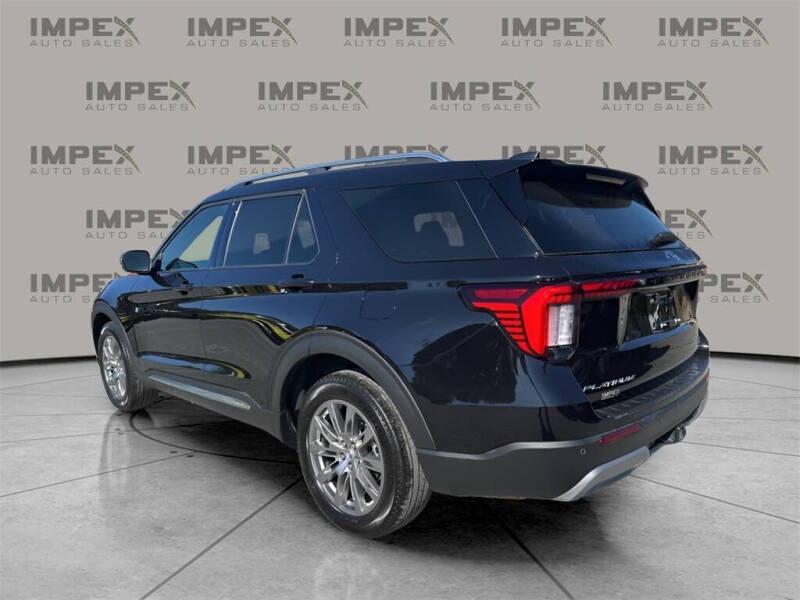 2025 Ford Explorer Platinum