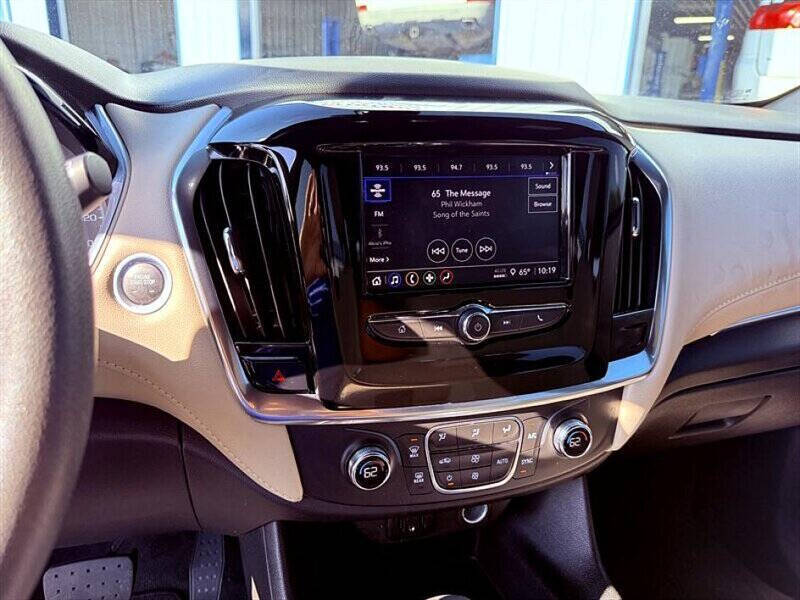 2022 Chevrolet Traverse LS