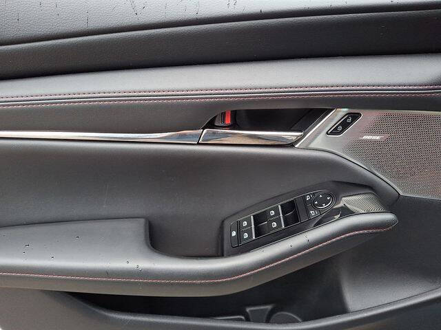 2023 Mazda Mazda3 Sedan 2.5 S Carbon Edition