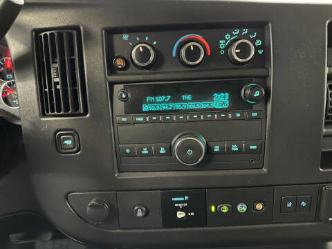 2021 Chevrolet Express 2500