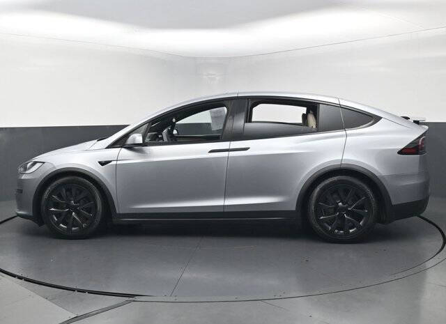 2025 Tesla Model X