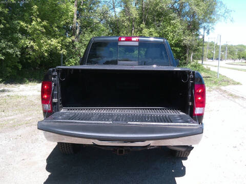 2016 RAM 1500 SLT