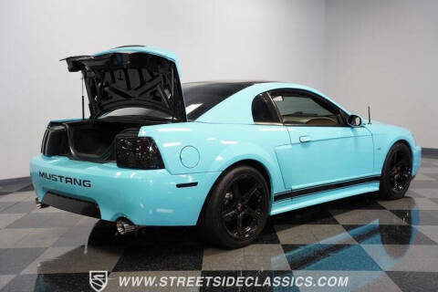 2004 Ford Mustang GT Deluxe