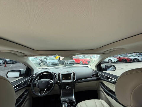 2019 Ford Edge Titanium