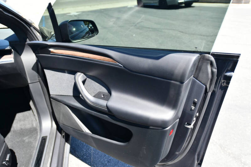 2022 Tesla Model X