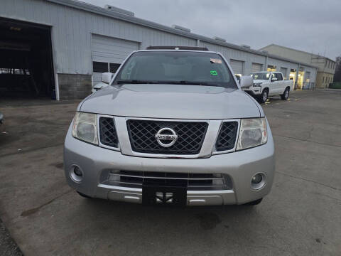 2012 Nissan Pathfinder Silver Edition
