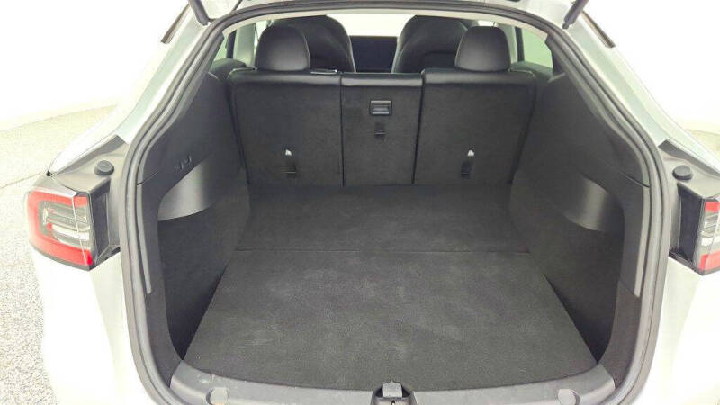 2021 Tesla Model Y Standard Range