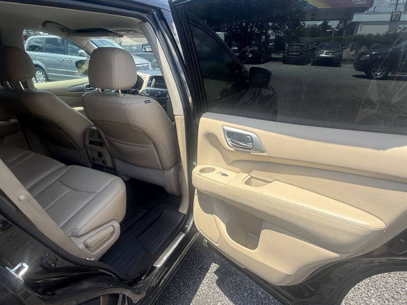 2017 Nissan Pathfinder S