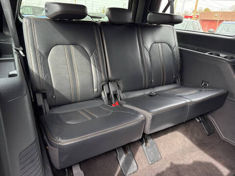 2023 Ford Expedition MAX Platinum