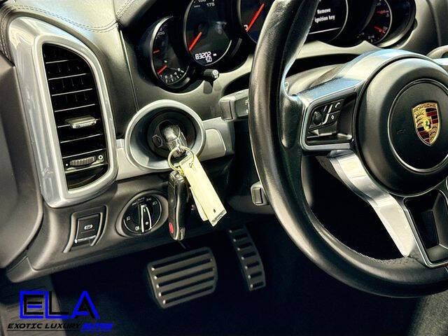 2016 Porsche Cayenne GTS