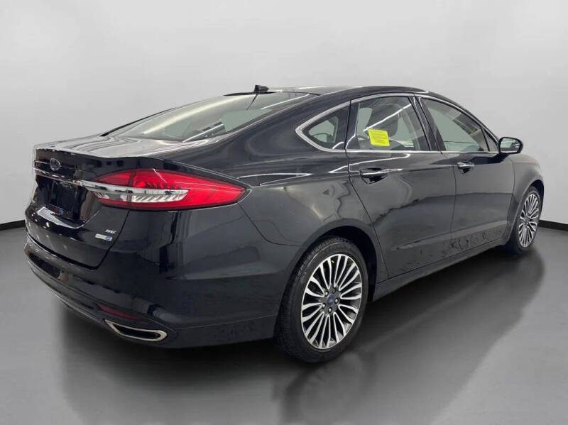 2018 Ford Fusion SE